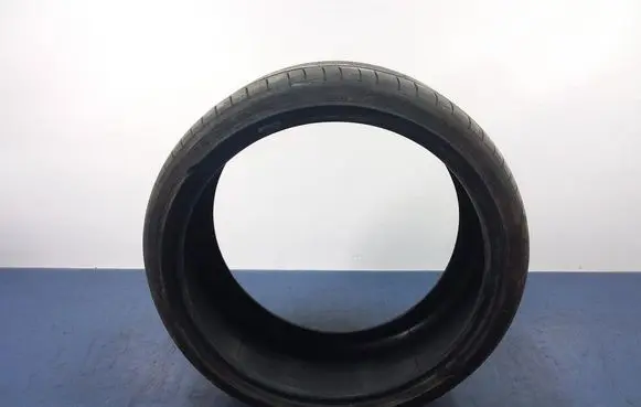 BMW M4 F82 F83 R17 summer tire 3528702883587