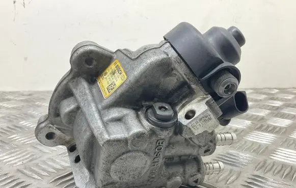 Audi Q3 8U Fuel injection high pressure pump 03L130755AC