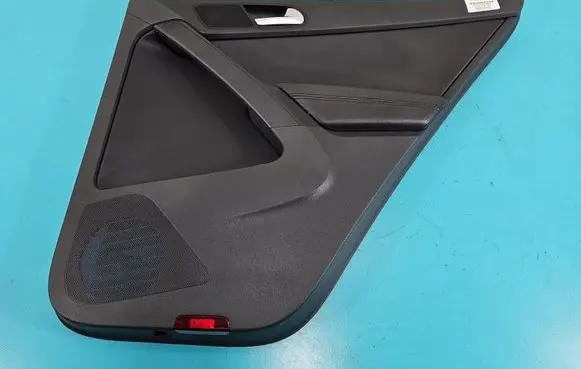 Volkswagen Tiguan Coupe rear side trim panel 5N0867212 IMPRK1520794