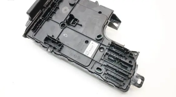 Tesla Model Y Comfort/convenience module 165765039A