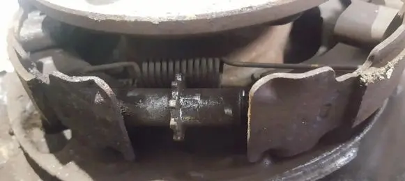 Toyota Avensis T250 Handbrake/parking brake pads 