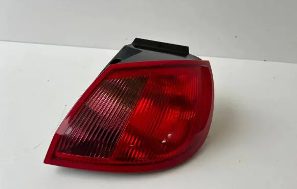 Mitsubishi Colt Rear/tail lights MR957366