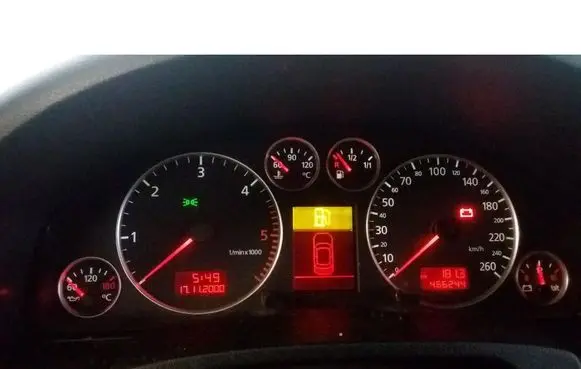 Audi A6 Allroad C5 Speedometer (instrument cluster) 4B0920933M