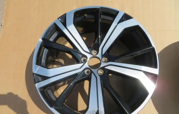 Volvo XC60 R21 alloy rim 