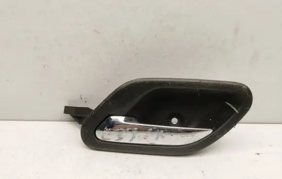 BMW 5 E39 Front door interior handle 8125513