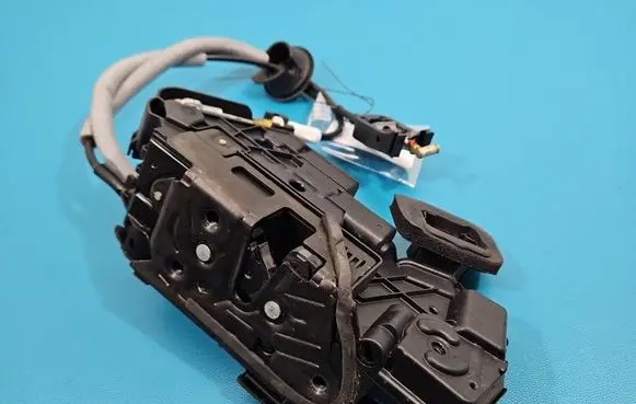 Skoda Kodiaq Rear door lock 5TA839016J IMPRK1545594