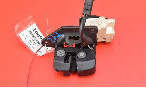 Tailgate/trunk/boot lock/catch/latch