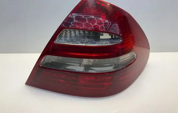 Mercedes-Benz E W211 Rear/tail lights A2118200464 334008 60831134