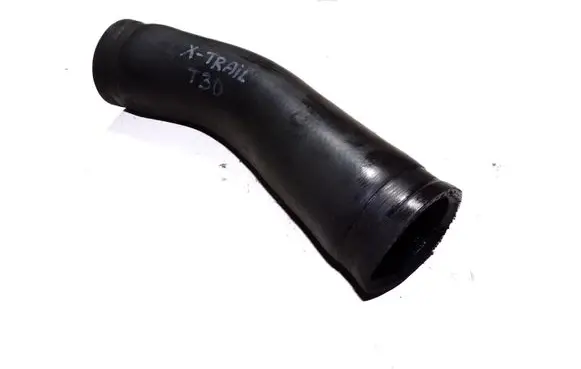 Nissan X-Trail T30 Engine coolant pipe/hose