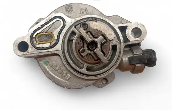 Peugeot 308 Vacuum pump D1562A