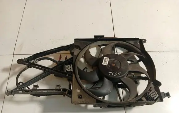 Opel Astra G Radiator cooling fan shroud 0130303246