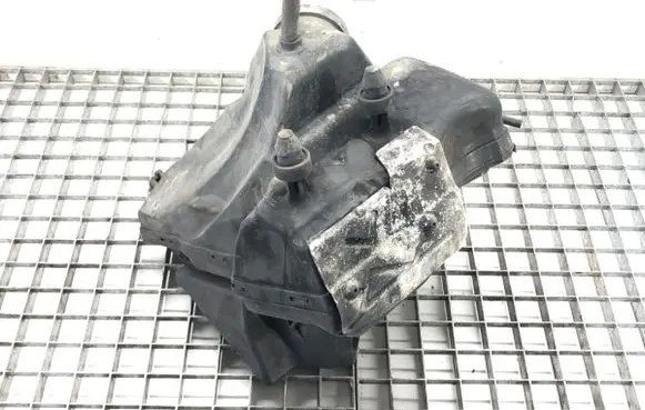 Air filter box