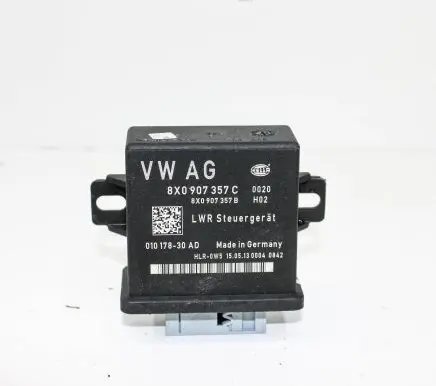 Audi Q7 4L Light module LCM 8X0907357C