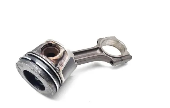 BMW M5 F90 Piston with connecting rod B48B20B