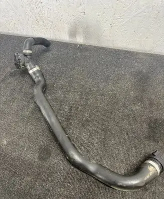BMW X1 F48 F49 Engine coolant pipe/hose 7617363