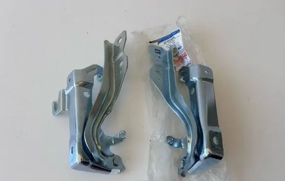 Ford Ranger Engine bonnet/hood hinges N1WB-16801-A N1WB-16800-A