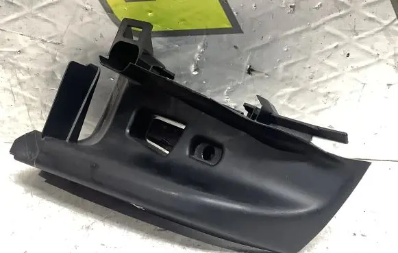 Audi A6 S6 C7 4G Seat belt trim 4G8857791A