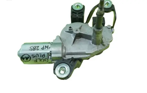 Volkswagen Golf V Rear window wiper motor 0390201809