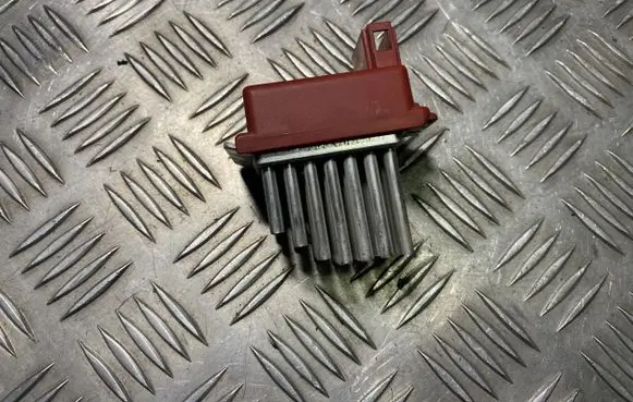 Audi A6 S6 C5 4B Heater blower motor/fan resistor 1J0907521 5DS00646701 657364M