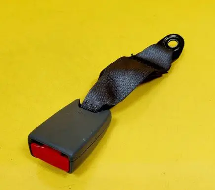 Mazda 6 Rear seatbelt buckle 