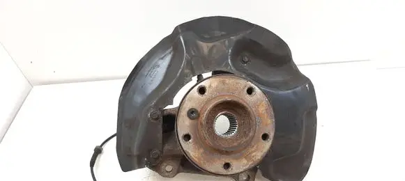 BMW 5 E60 E61 Front wheel hub