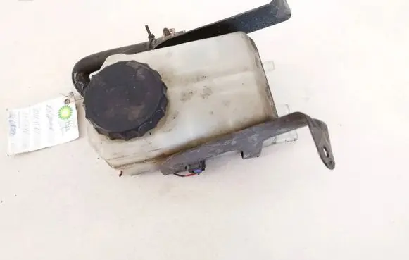 Toyota Previa (XR30, XR40) II Power steering fluid tank/reservoir 13231140360 132311-40360