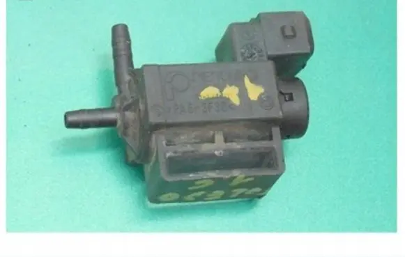 Seat Toledo I (1L) Vacuum valve 