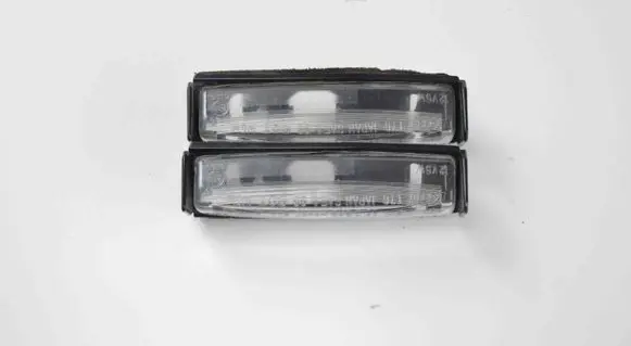 Lexus ES 250 - 300 - 330 Number plate light