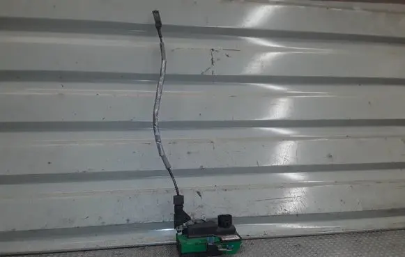 Volvo XC90 Front door lock