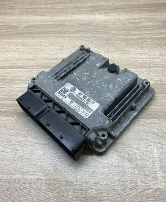 Volkswagen Jetta V Engine control unit/module ECU 06F906056FF