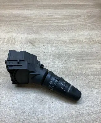Nissan Primera Wiper control stalk 25260AV615