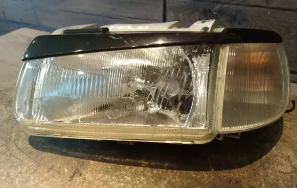 Volkswagen Polo III 6N 6N2 6NF Headlight/headlamp