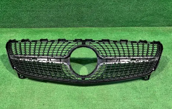 Mercedes-Benz A W176 Front bumper upper radiator grill A1768881760