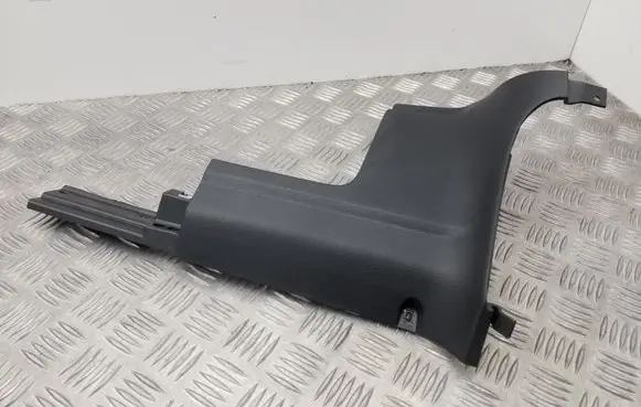 Volkswagen Golf V Dashboard lower bottom trim panel 1K1858368