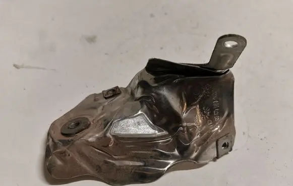 Mercedes-Benz C AMG W205 Heat shield in engine bay A2760960368