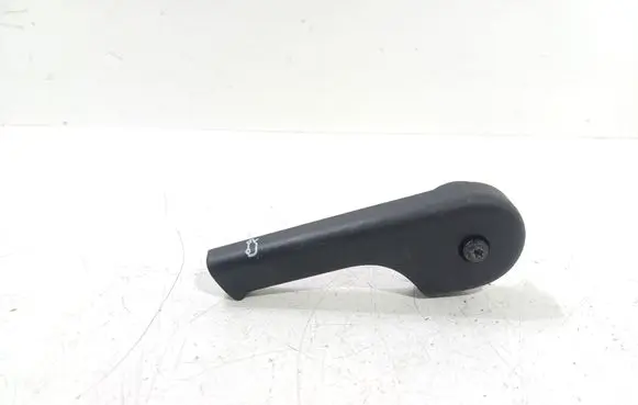 Engine bonnet (hood) release handle