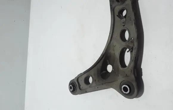 Renault Trafic III (X82) Front lower control arm/wishbone 545019956R