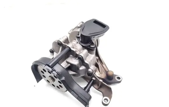 Opel Insignia A Oil pump 55487858