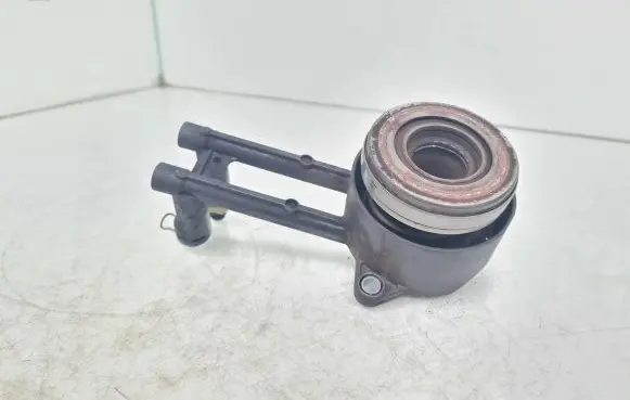 Ford Fiesta Clutch release bearing slave cylinder 8V217A564AD F589358