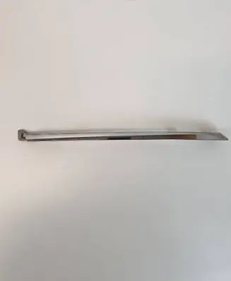 Rear bumper trim bar molding