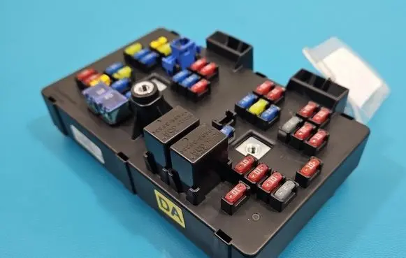 Opel Antara Fuse box set IMPRK1551507
