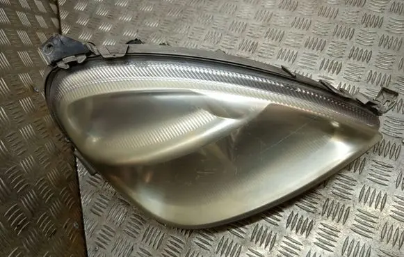 Mercedes-Benz A W168 Headlight/headlamp 0301192202 A1688201861
