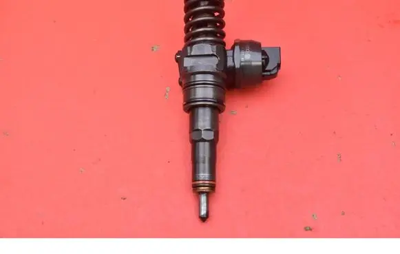 Skoda Superb B6 (3T) Fuel injector 038130073BN