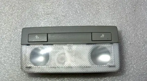 Opel Zafira C Glove box light 22774329
