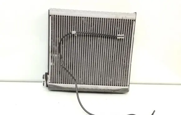 Air conditioning (A/C) radiator (interior)