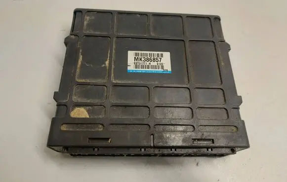Mitsubishi Pajero Engine control unit/module MK386857 70T01771
