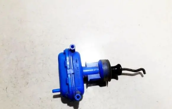 Audi 100 200 5000 C3 Central locking vacuum pump 893862153d