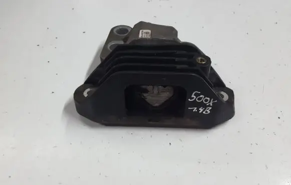 Fiat 500X Engine mount bracket 00519997550