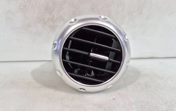 Audi TT Mk1 Dash center air vent grill 8N0820901