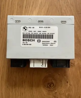 BMW 3 E92 E93 Parking PDC control unit/module 9225824 66209225824